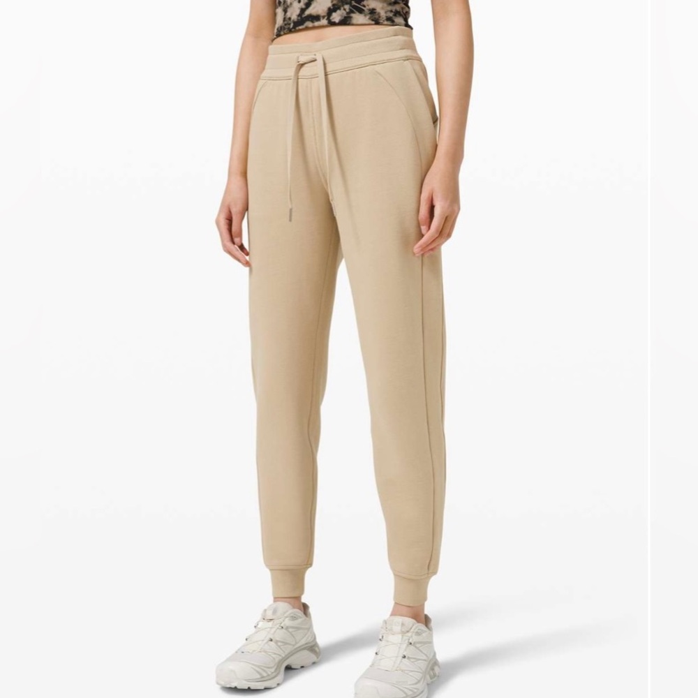 lululemon athletica Scuba High-Rise Jogger Fleece 28” Trench -Size 16